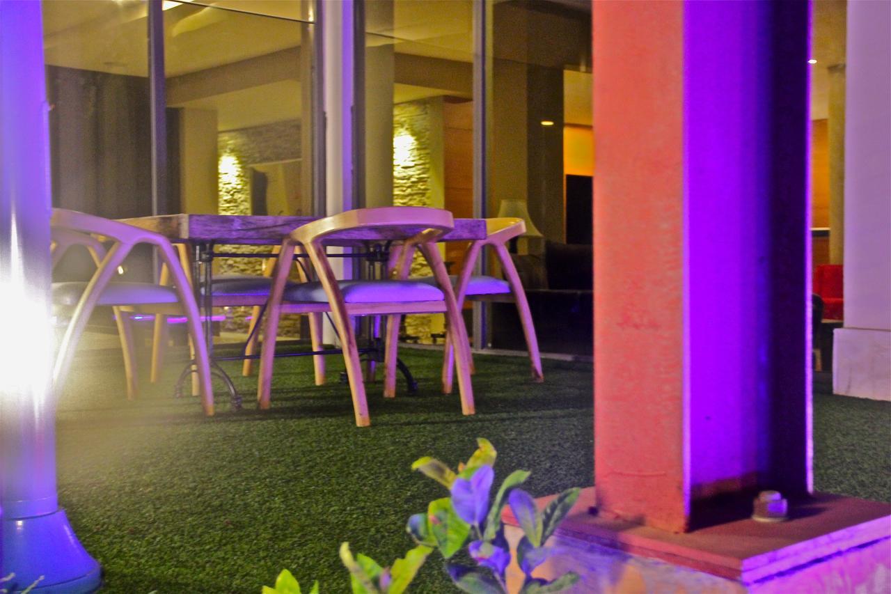 Casablu Hotel Nouakchott Exterior photo